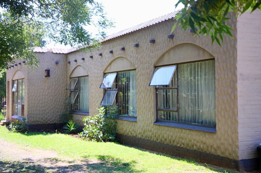 3 Bedroom Property for Sale in Heilbron Free State
